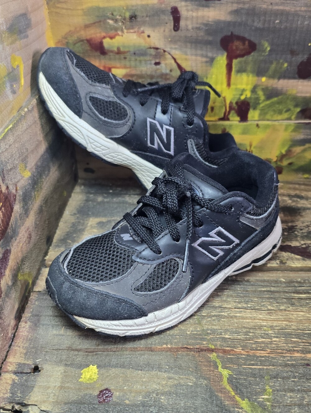 New Balance 2002R Black IC2002BK Kid Size 10C Used Good